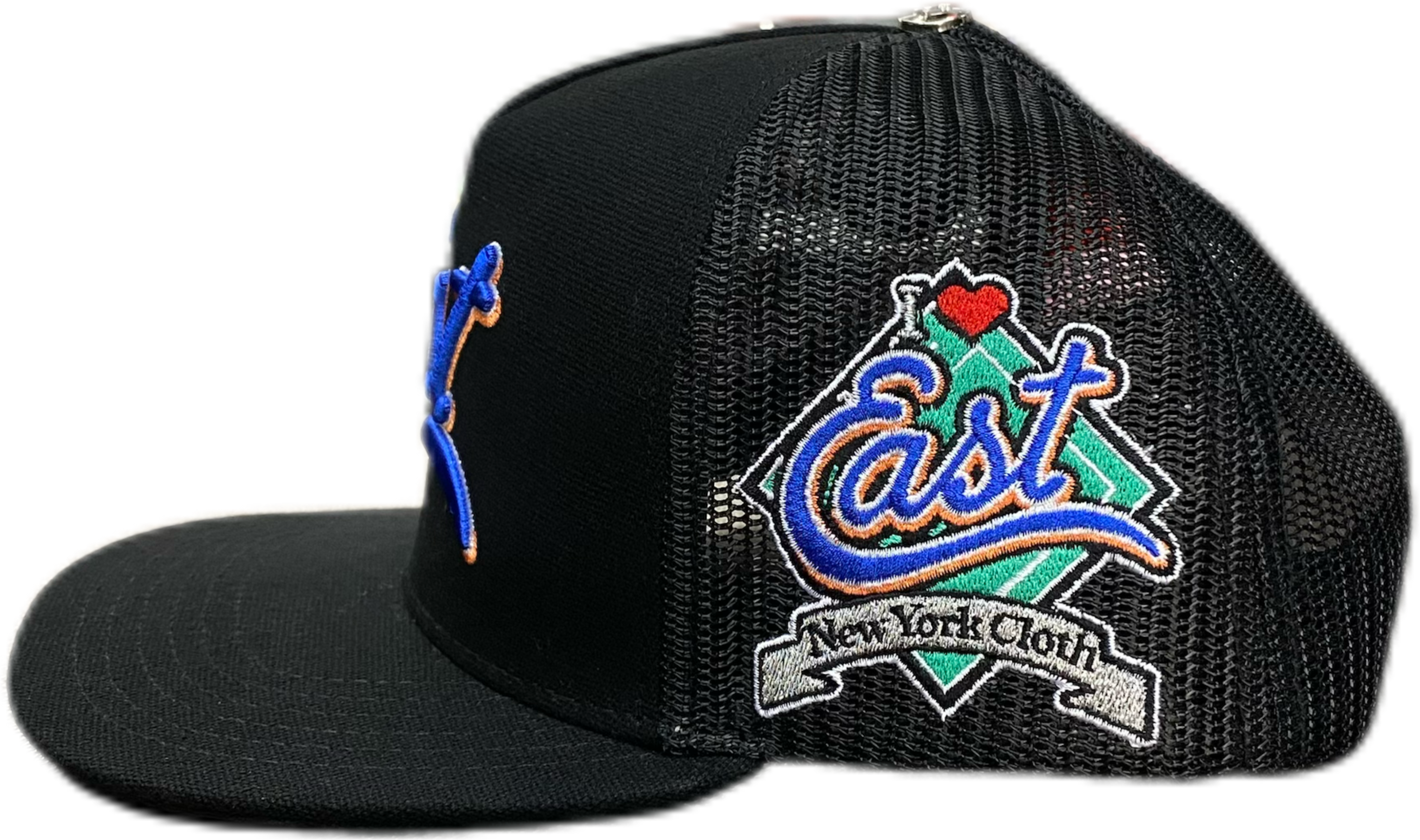 THE EAST TRUCKER (sample)