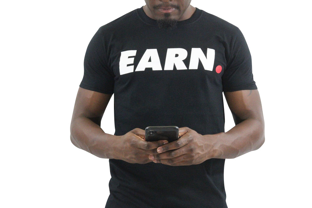 EARN W/ DOT TEE - BLACK