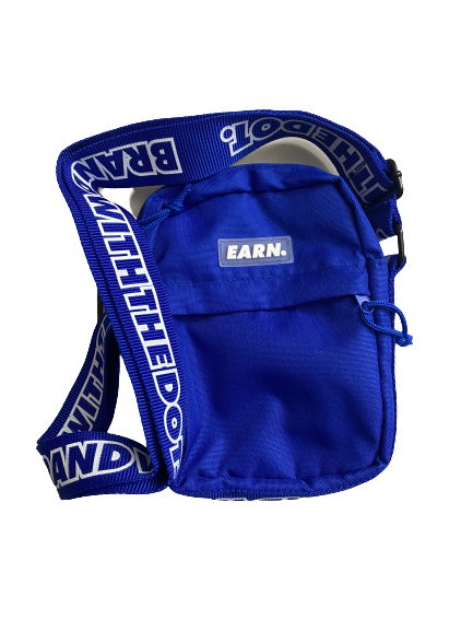 EARN. SHOULDER BAG